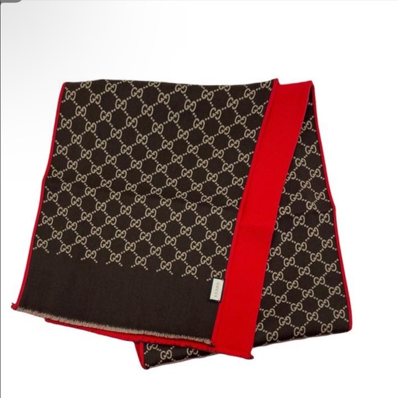 Gucci scarf - Picture 1 of 5
